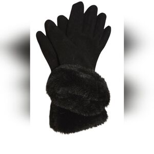 Elegant Black Fur-Trimmed Gloves